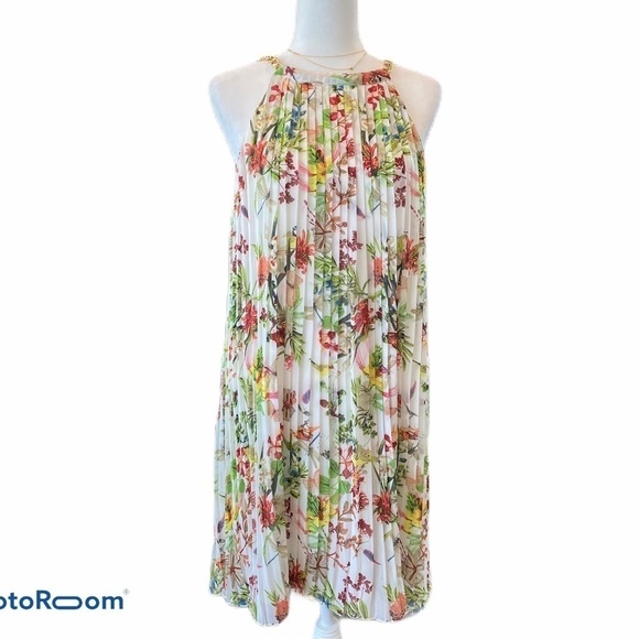 Neiman Marcus Tropical Floral Pleated Dress Size 8 - Picture 1 of 8